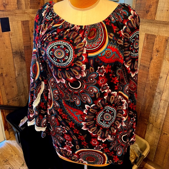 WinWin Tops - LADIES WOMENS PLUS SIZE 2X/3X TOP SHIRT BLOUSE MULTI PRINT RED GREEN BLACK